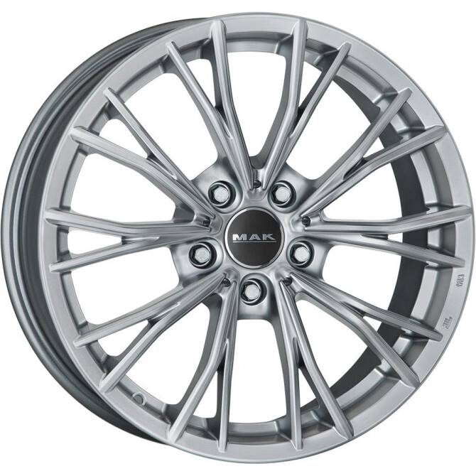 MAK Mark Silver 7,5x17 5x120 ET43 CB72,6 60° 815 kg